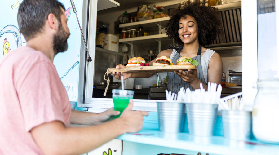 5 Signature Burger Sauces Every Takeaway Needs